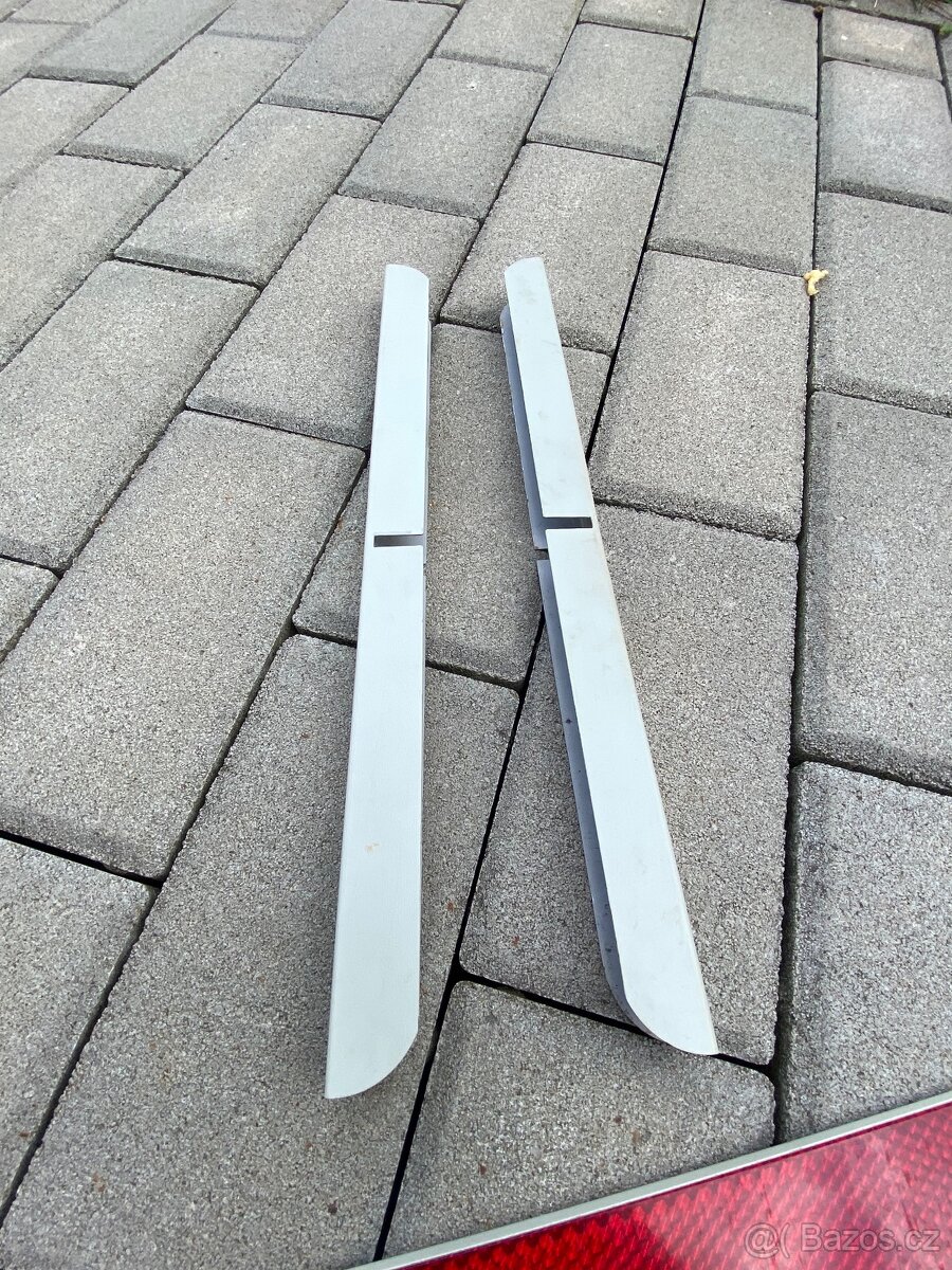 Výstražný trojúhelník retro - 10