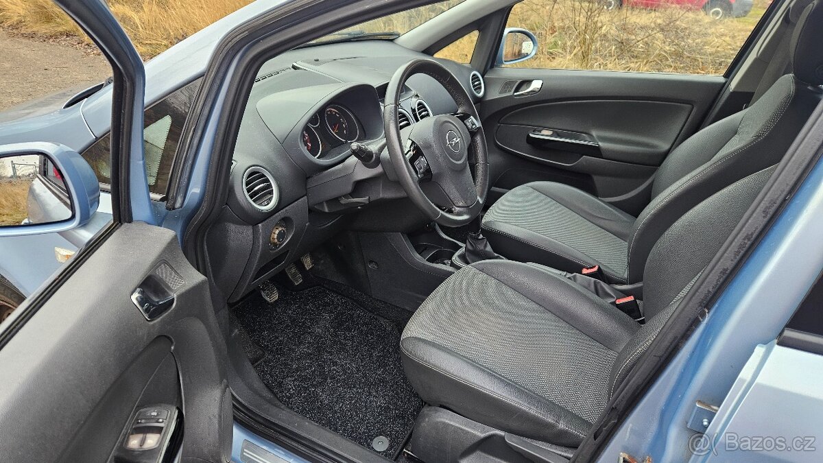 OPEL CORSA 1.4I - 10