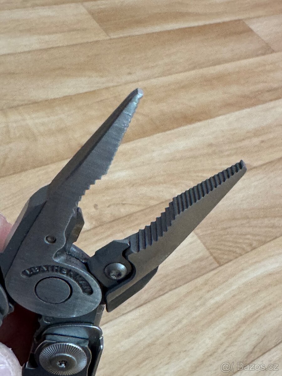 LEATHERMAN SURGE – robustní multifunkční nářadí, nové - 10