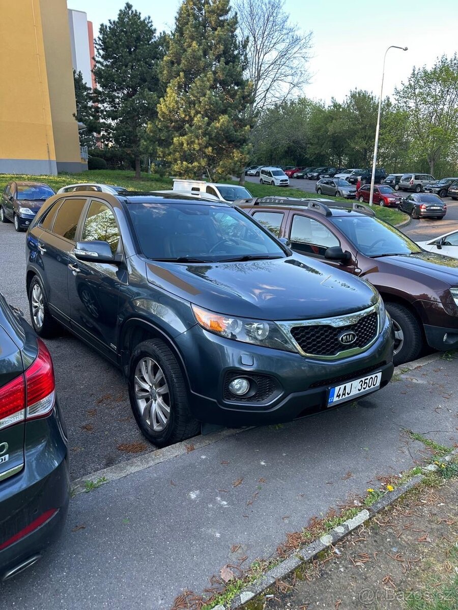 Kia Sorento - 10