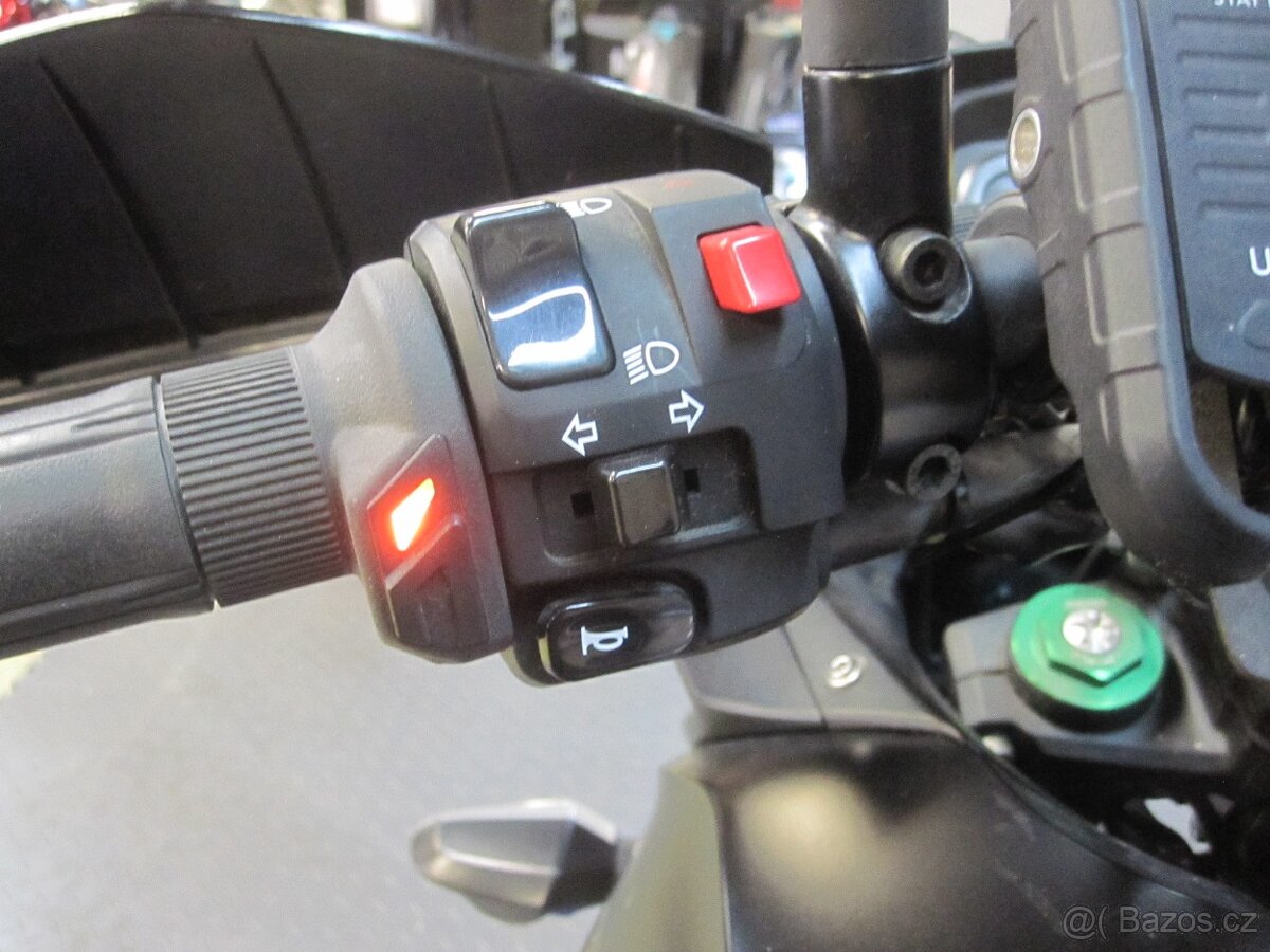 Kawasaki Versys 650 - 10