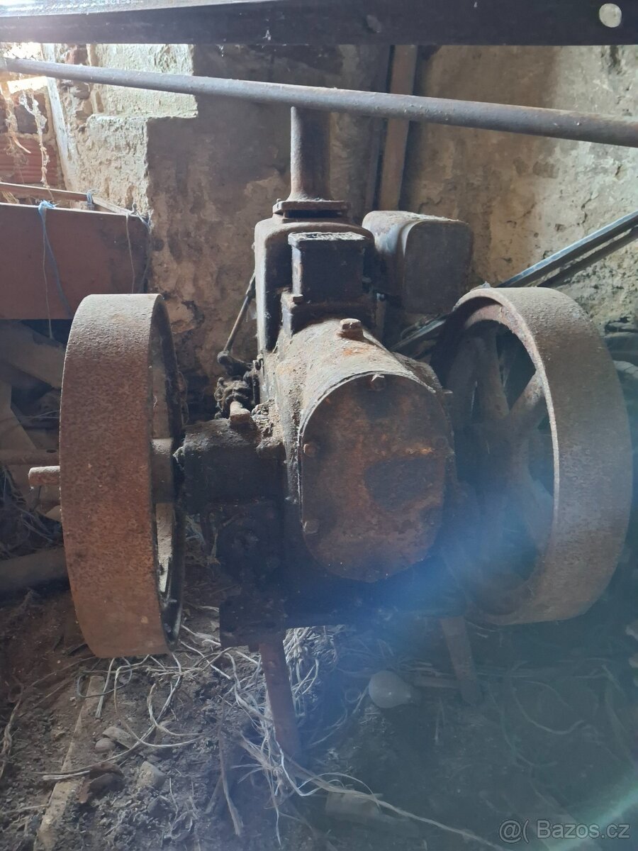 Stabilní motor - 10