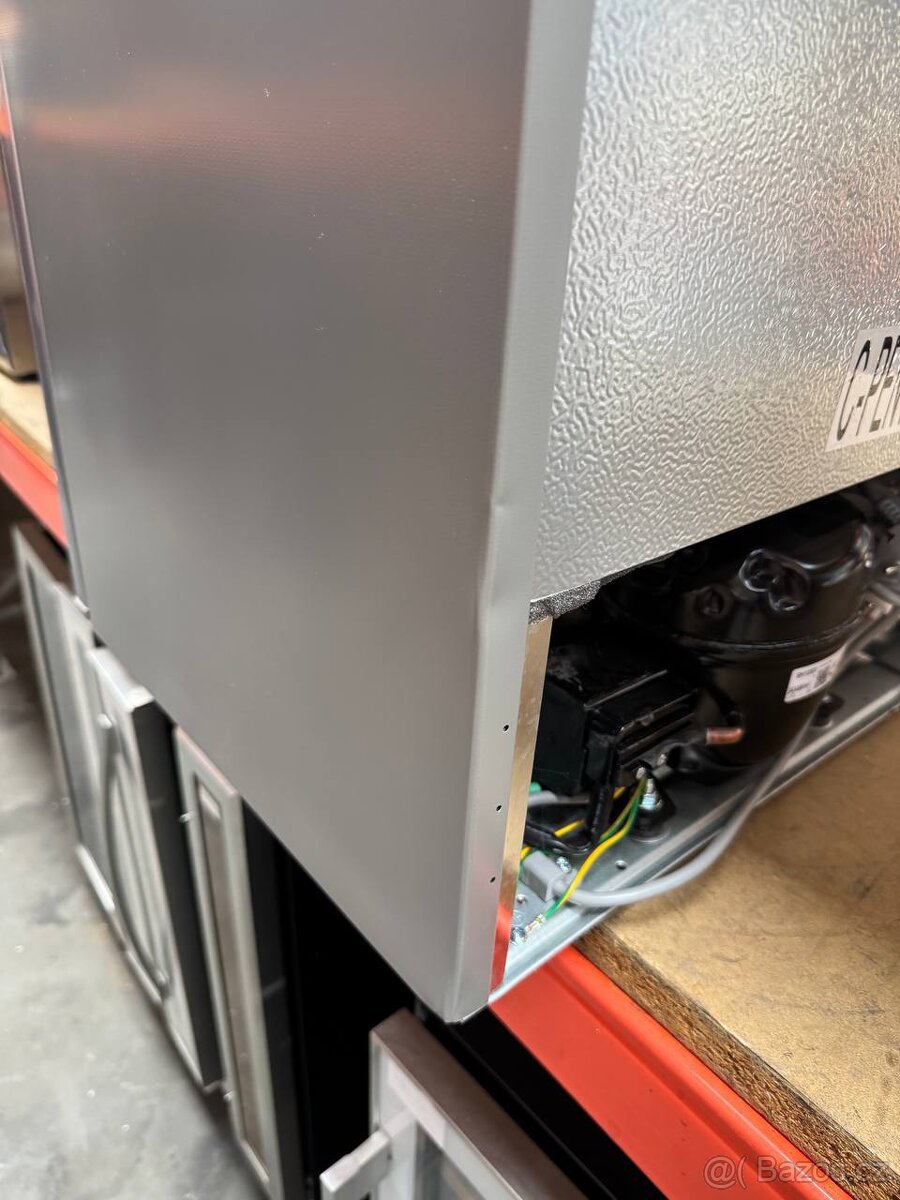 Lednice Delaware 75L/ 4L. Záruka - 10