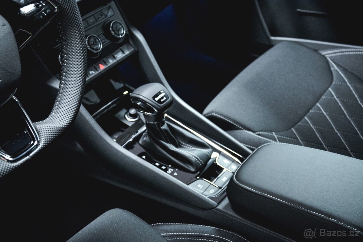 Škoda Karoq Sportline Exclusive 2,0 TSI 140kW DSG 4x4 PANORA - 10
