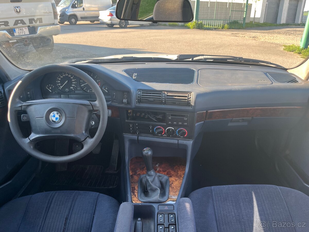 BMW E34 530i V8 manuál+samosvor nová STK - 10
