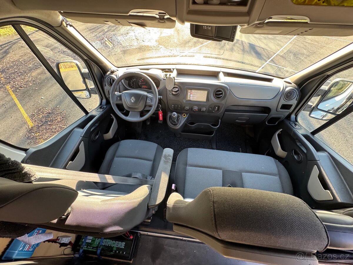 Obytná dodávka Renault Master 2.3 dci 92kw - 10