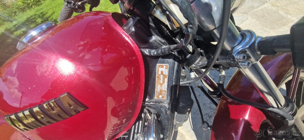 YAMAHA XJ 750 SECA - 10