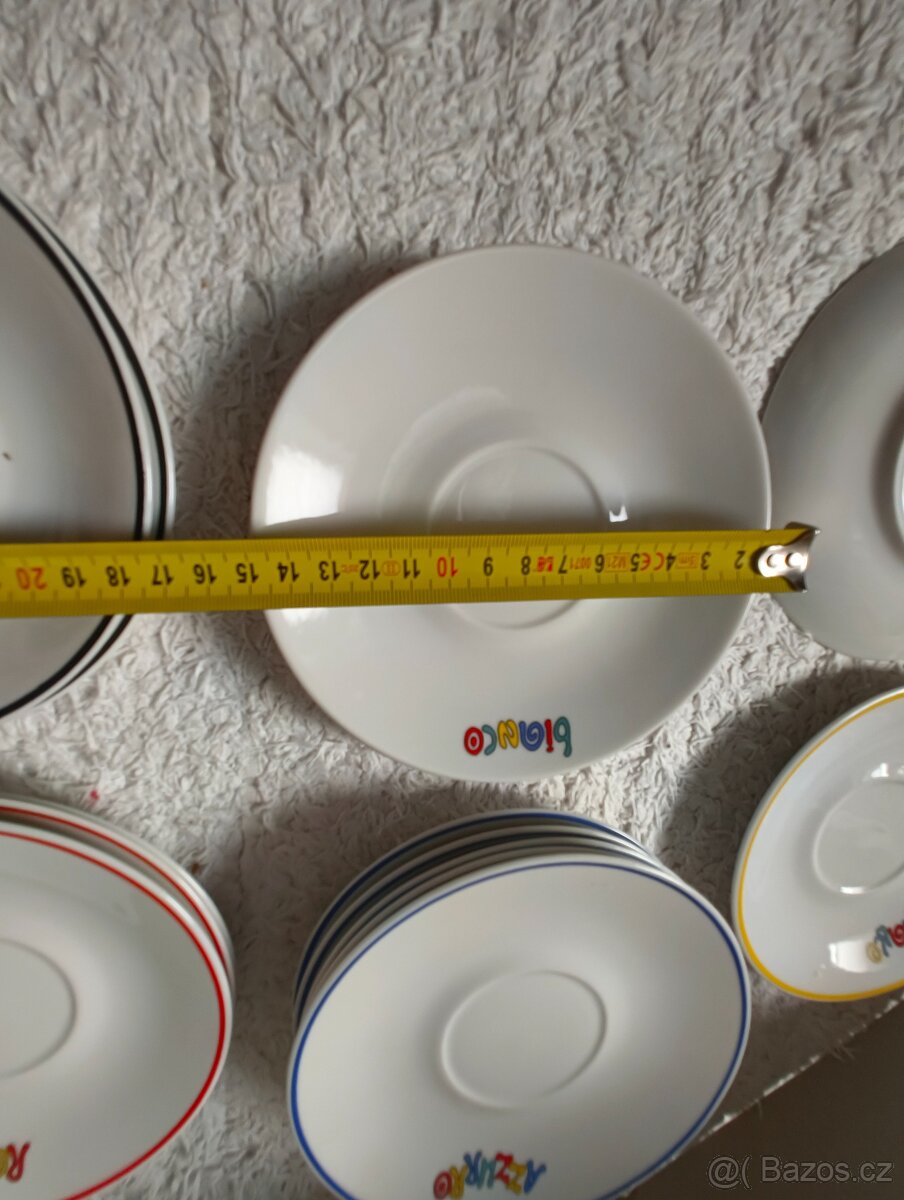 Talířky porcelán - 10
