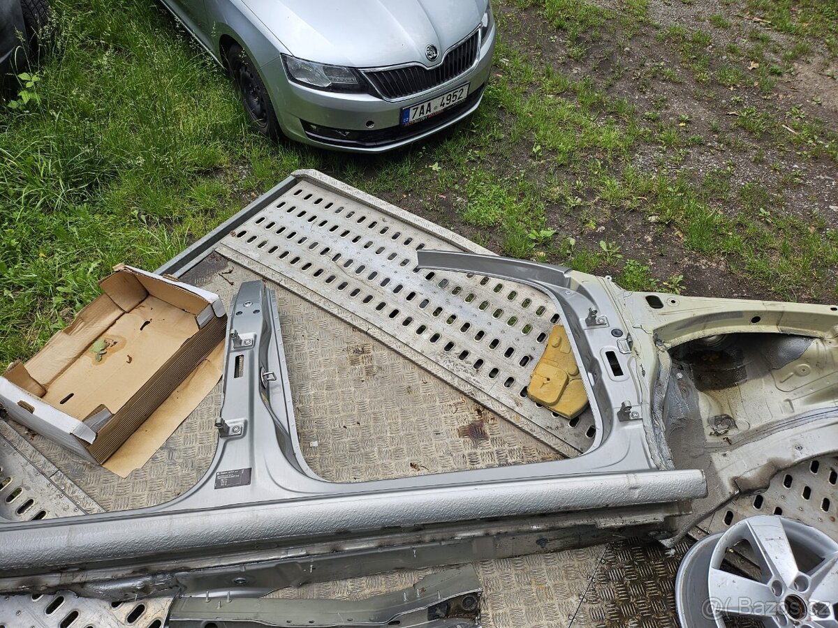 Škoda Rapid sedan a spaceback. - 10