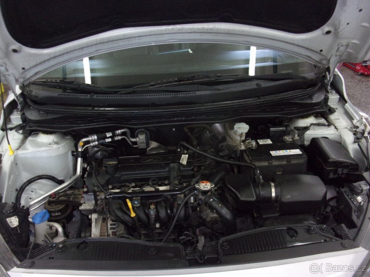 Hyundai i20 1,2 16V - 10