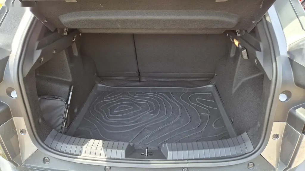 Dacia Duster, Extreme Hybrid 140 - 10