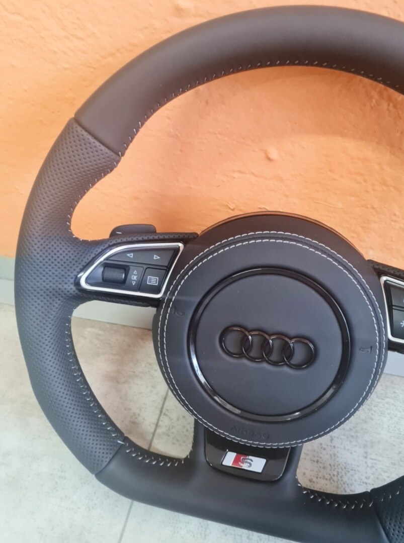 AUDI MULTIFUNKCNY VOLANT S AIRBAGOM A PADLAMI - 10