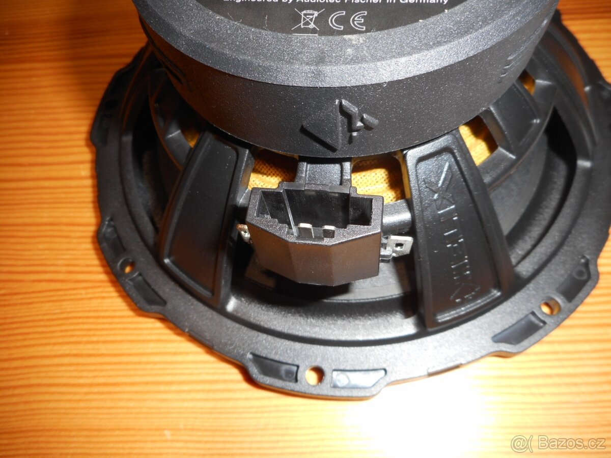 Reproduktory do auta - 10