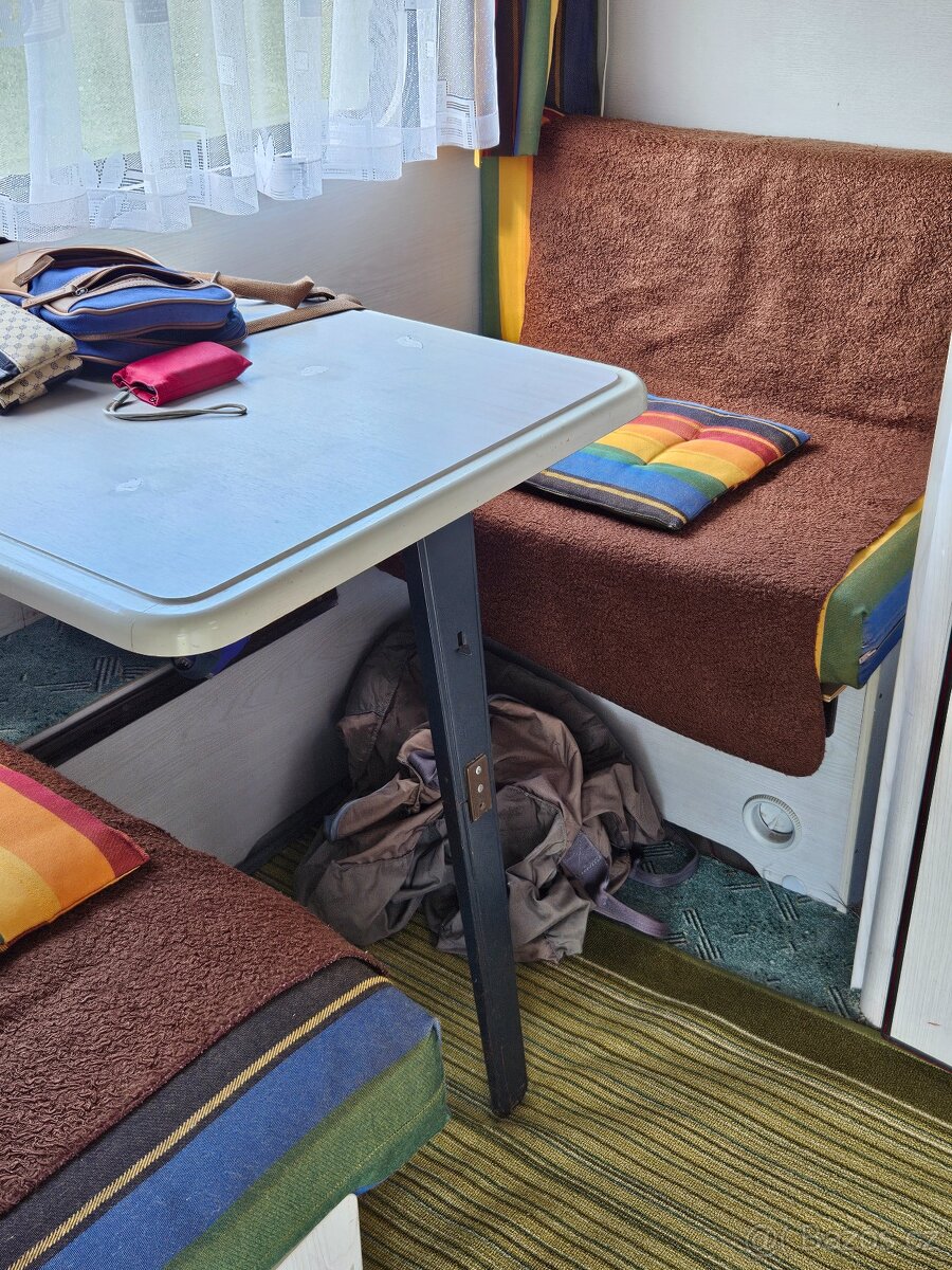 Karavan Knaus Südwind udržovaný,garážovaný,suchý.... - 10