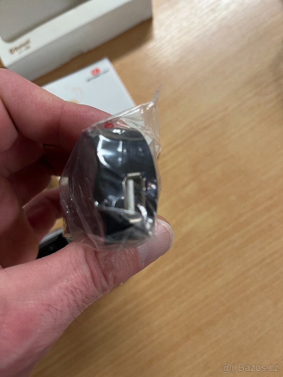 Prodám solar HF sadu do auta EMGETON - 10