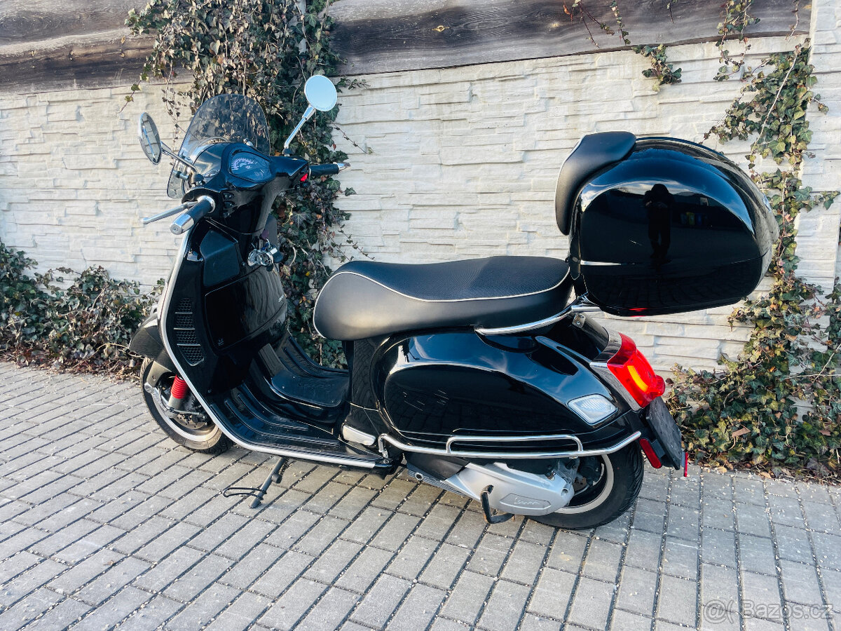 Vespa 300 GTS Super HPE 18kW - 10