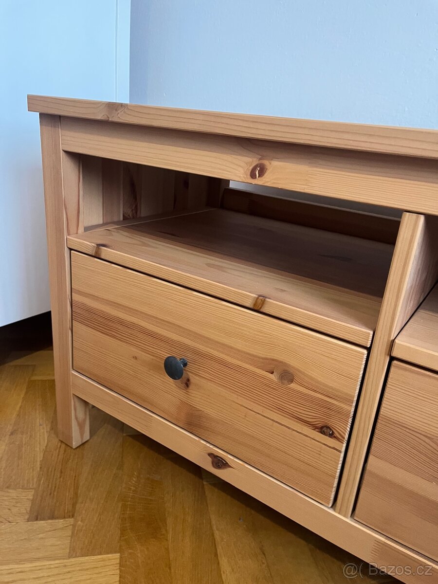TV stolek IKEA Hemnes - 10