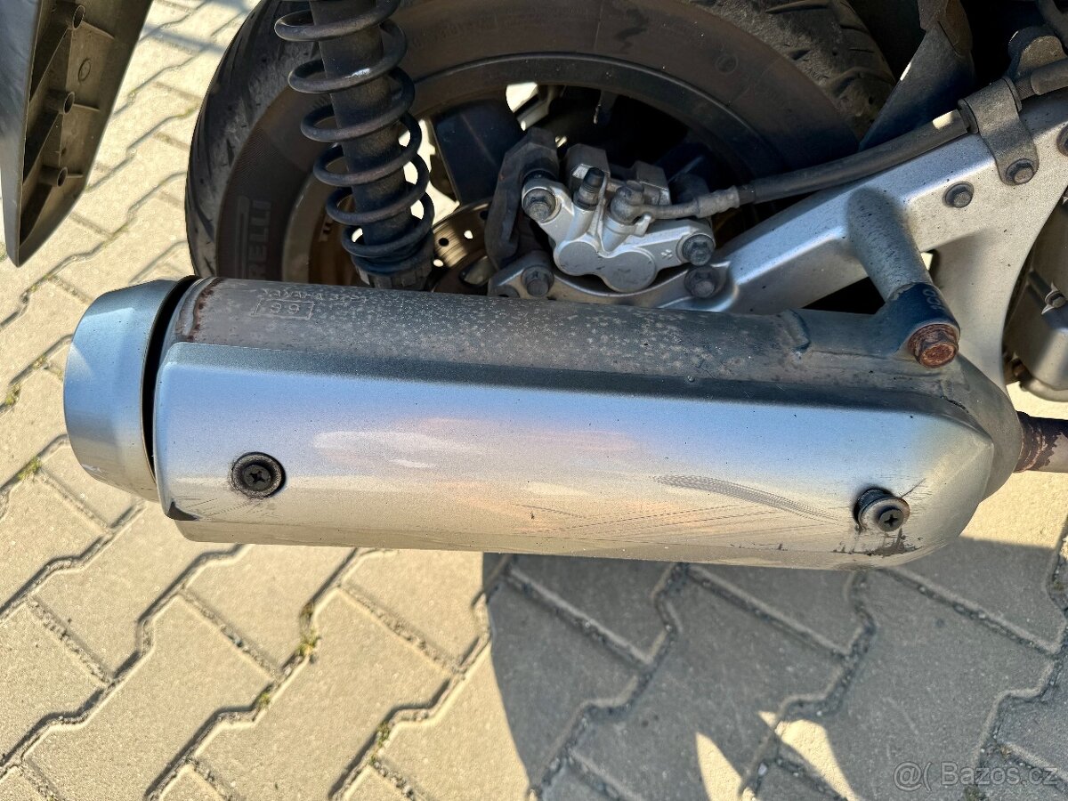 Yamaha X-Max 250 - 10