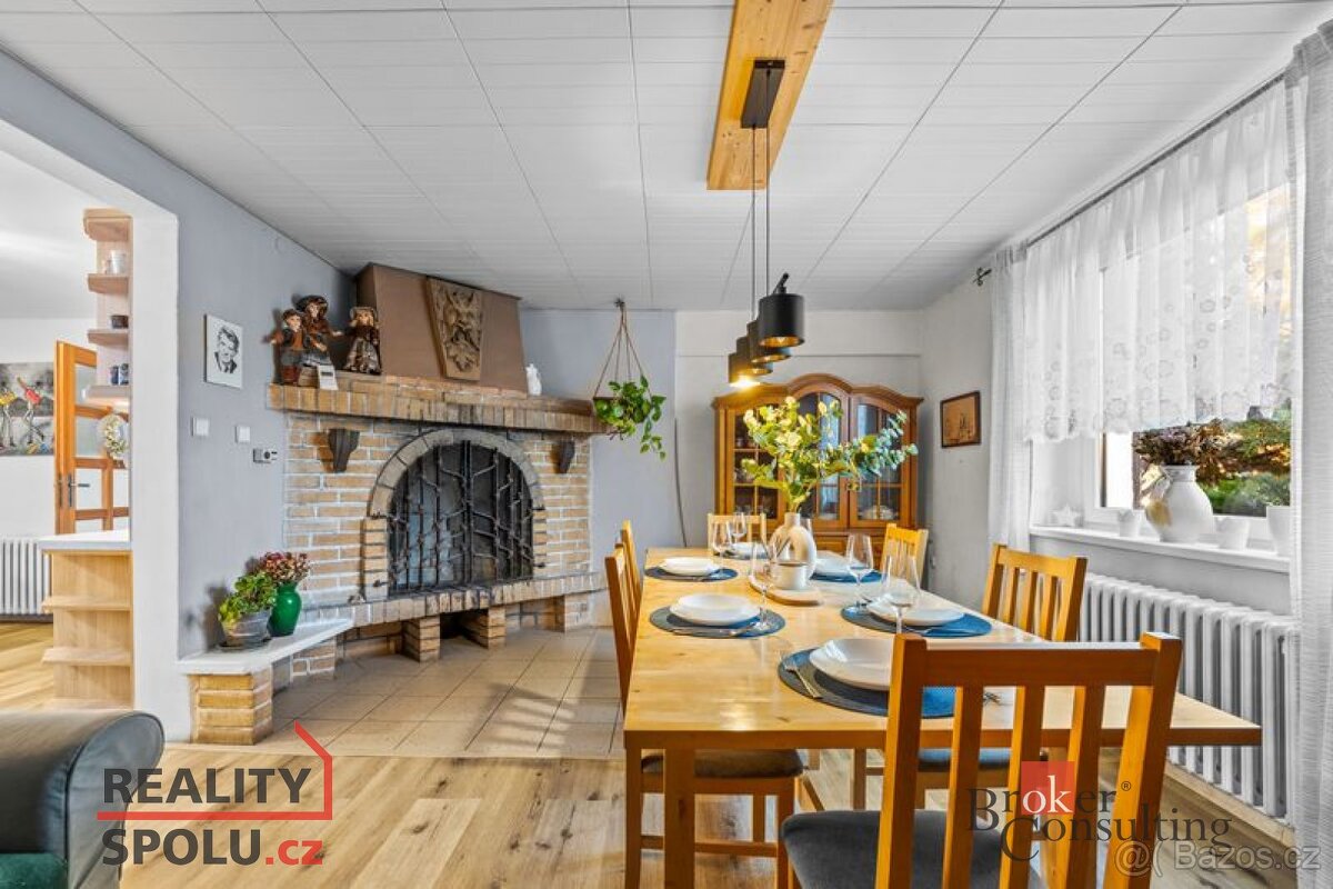 Prodej, domy/rodinný, 250 m2, Na Okrouhlíku 1556/29, Pražské - 10