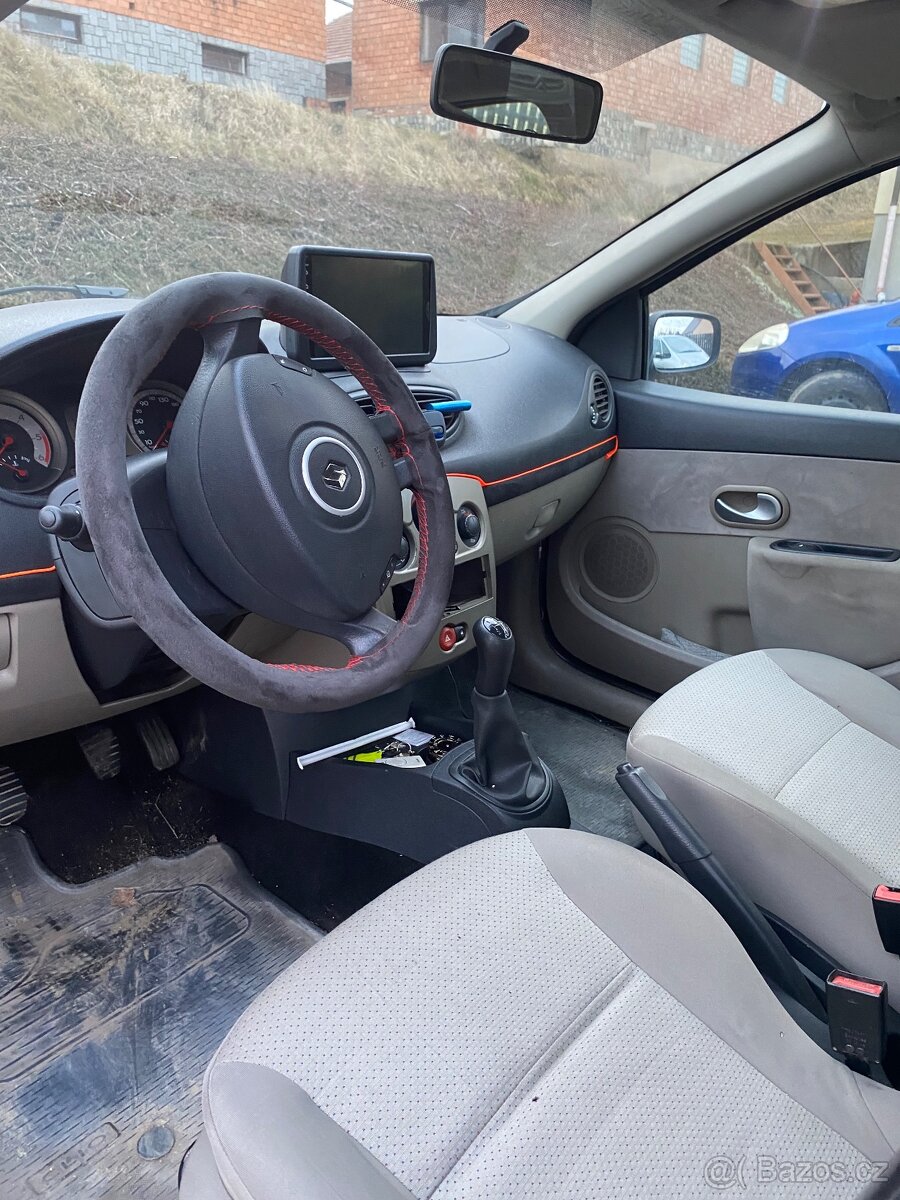 Renault Clio 1.5 dci 63 kw 2008 - 10
