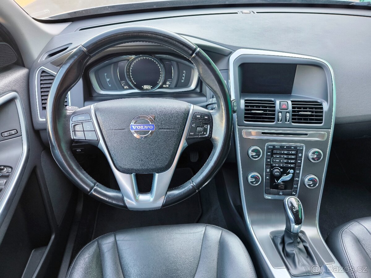 Volvo XC60 D4/133kW SUMMUM - 10