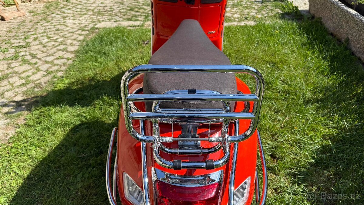 Vespa GTS 300 HPE + mnoho doplňků - 10