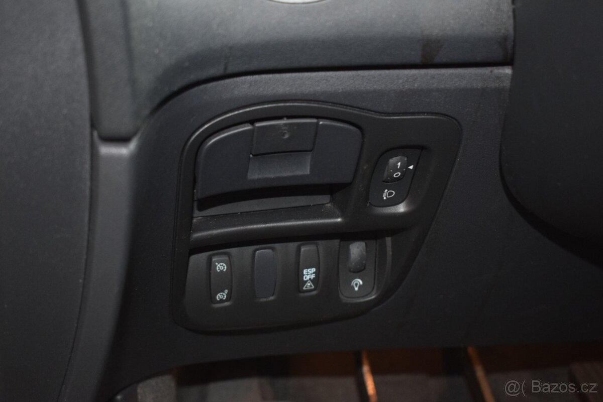 Renault Espace 2.0DCi/7MÍST/TAŽNÉ/KŮŽE/2007/ - 10