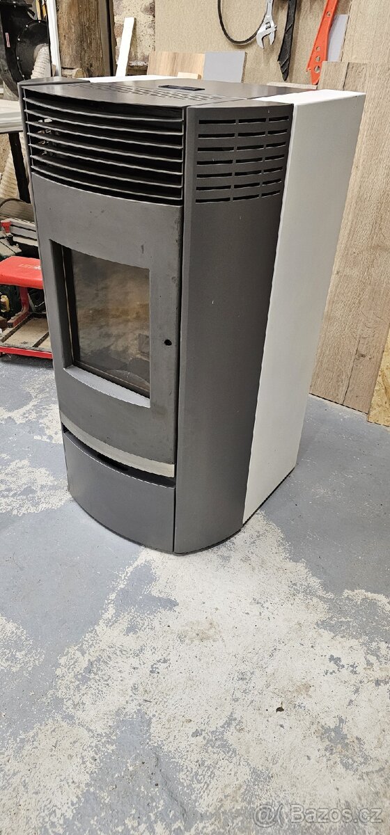 Peletové kamna 8 kw - 10