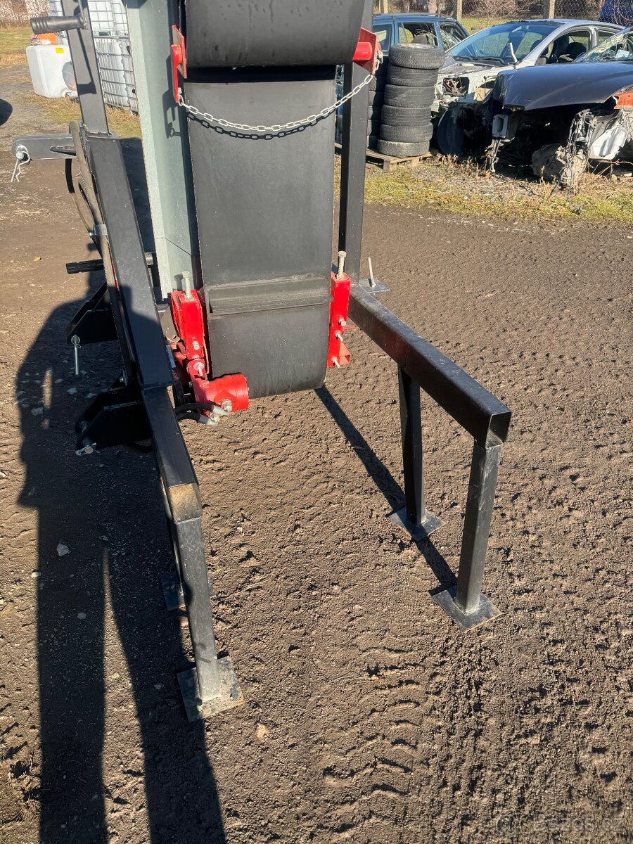 Špalíkováč Profi otvor 100x220 za traktor - 10