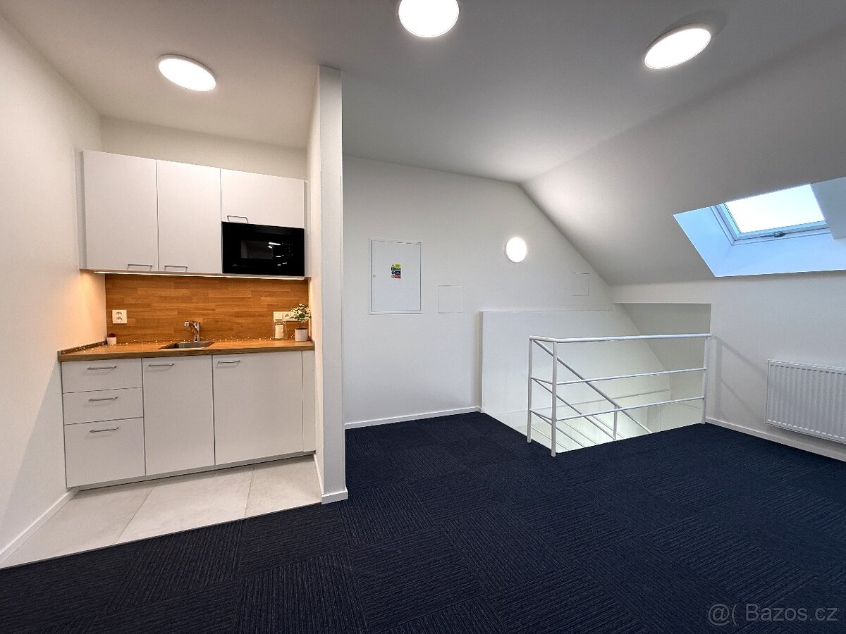 PRONÁJEM NOVÉ KANCELÁŘE O CP CCA 14,90 M2 V BRNĚ - 10