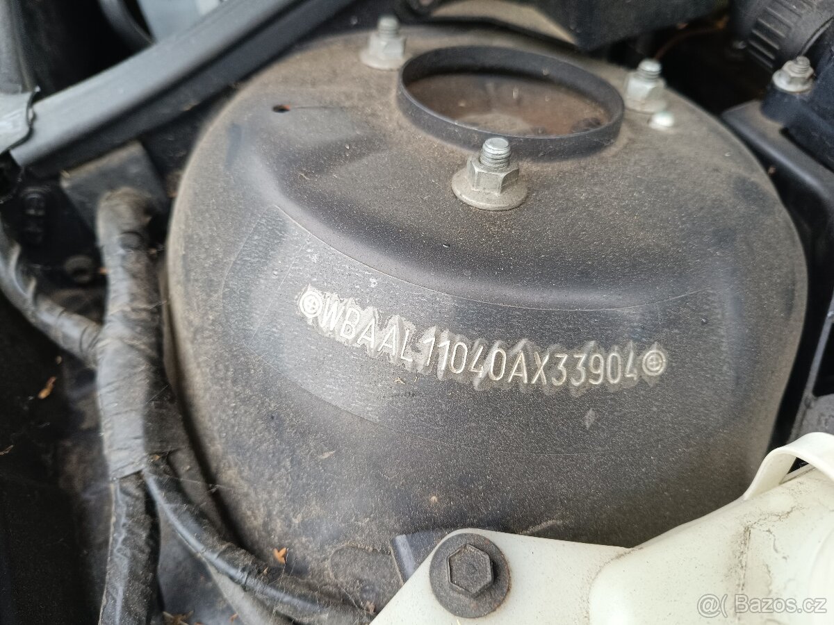 BMW E46 316i sedan - benzín - 10