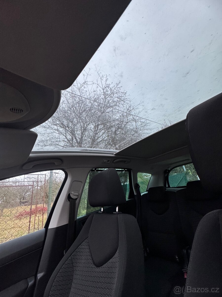 Peugeot 308 sw, 1.6 i, rv 12/2012 - 10