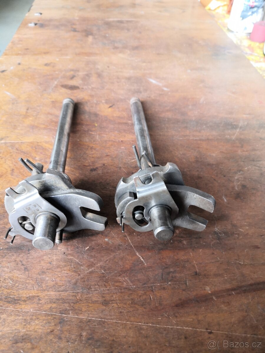 čz 125-150c díly - 10