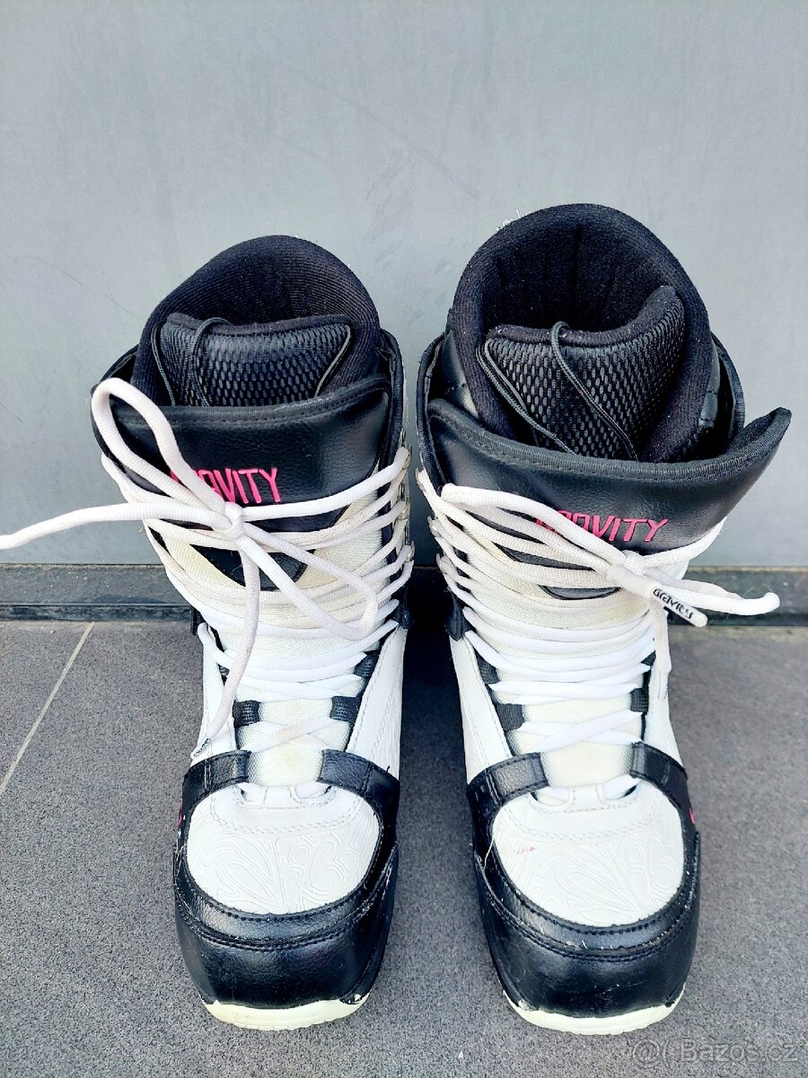 Snowboard GRAVITY, 140 cm + boty GRAVITY - 10