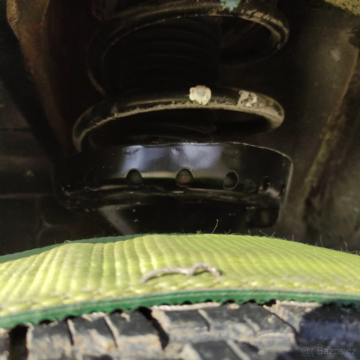 Subaru Forester SH 2.0 4x4 110kw benzín KROUPY Černý - 10