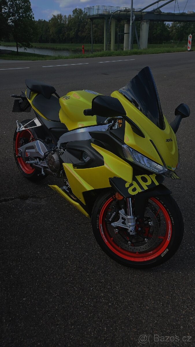 Aprilia rs 660 - 10