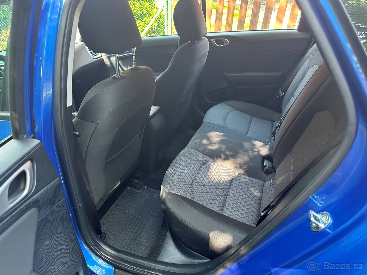 Prodám Kia ceed SW CD 1,5 T-GDI GPF SPIN - 10