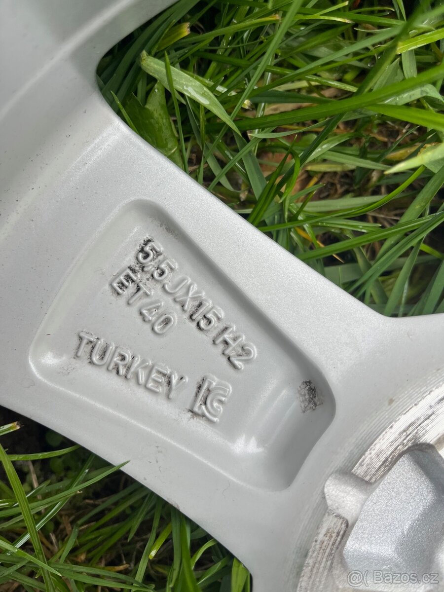 Sada zimních kompletních ALU kol na Škoda Fabia IV - 10