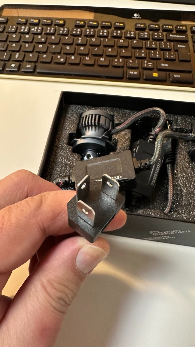 Prodám LED žárovky (výbojky) - 10