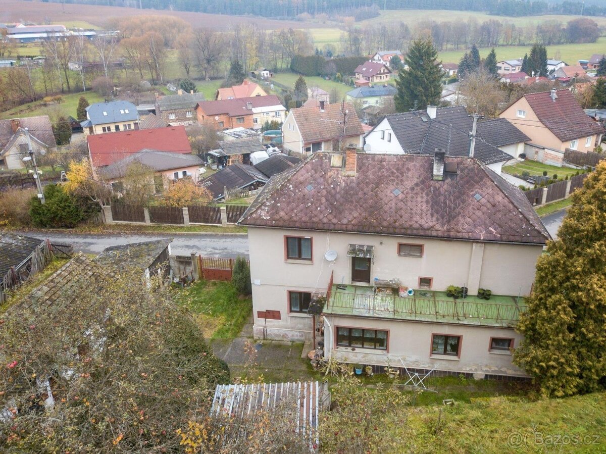 Prodej rodinný dům Ledce - 10