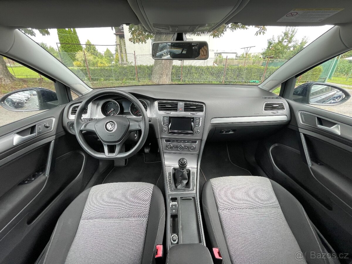 VW Golf 1.6 TDi Serviska, Tempomat - 10