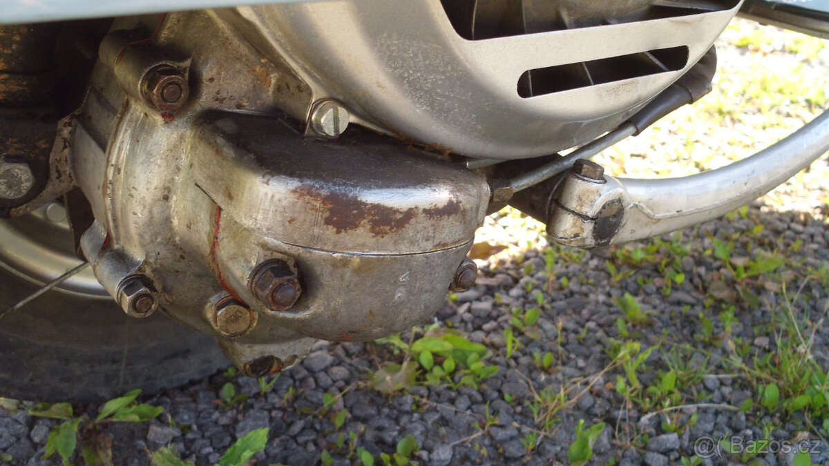 Piaggio Vespa 125 VNB1 - 10