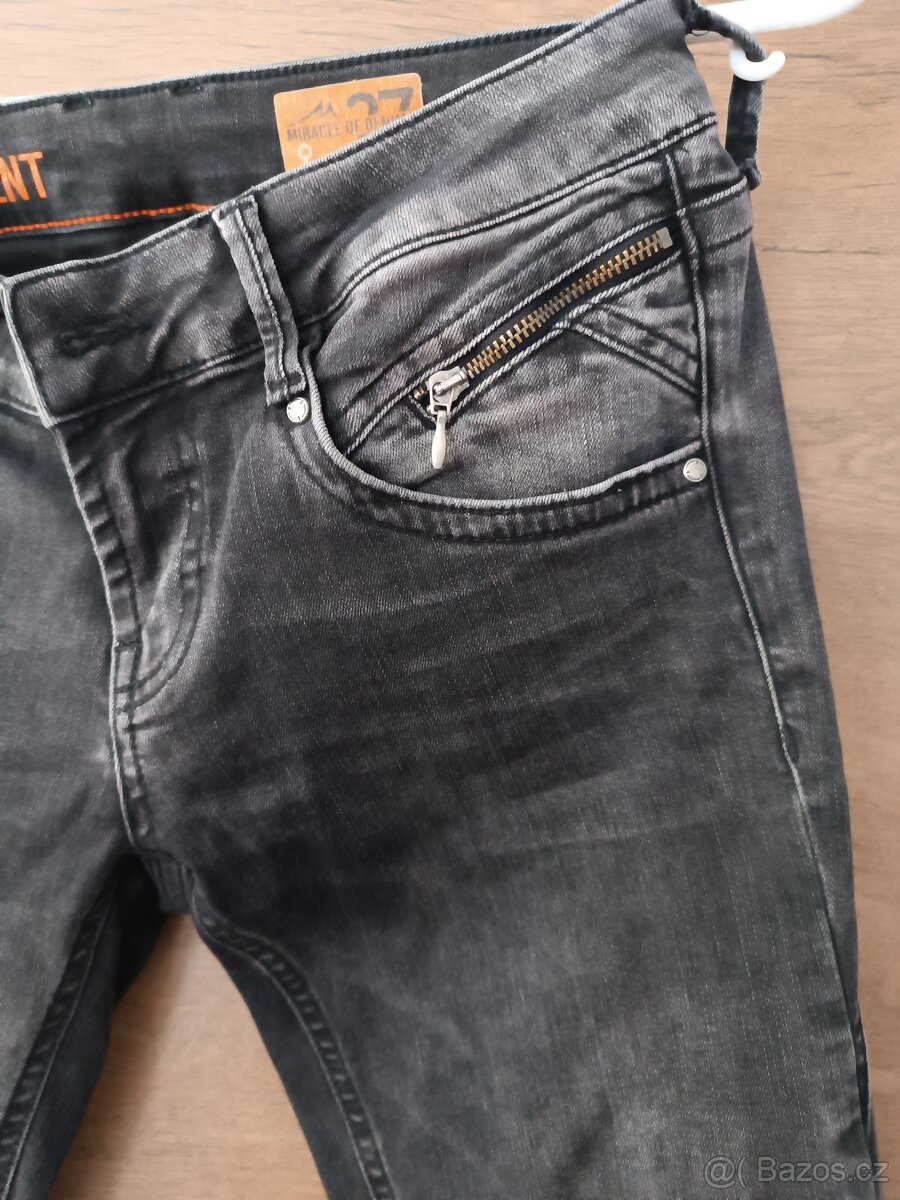 Dámské džíny - 10