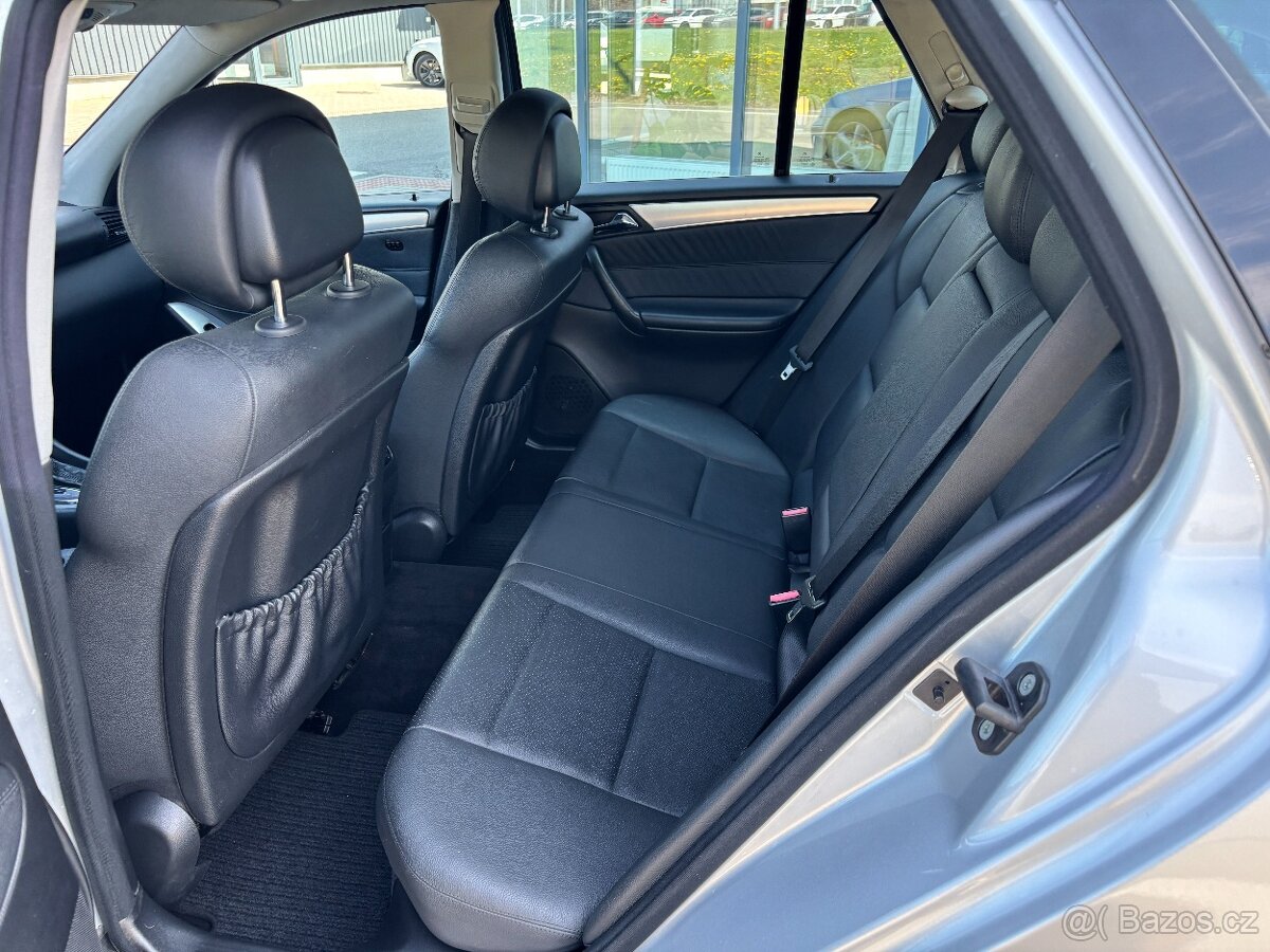 Mercedes-Benz C 280i - 10