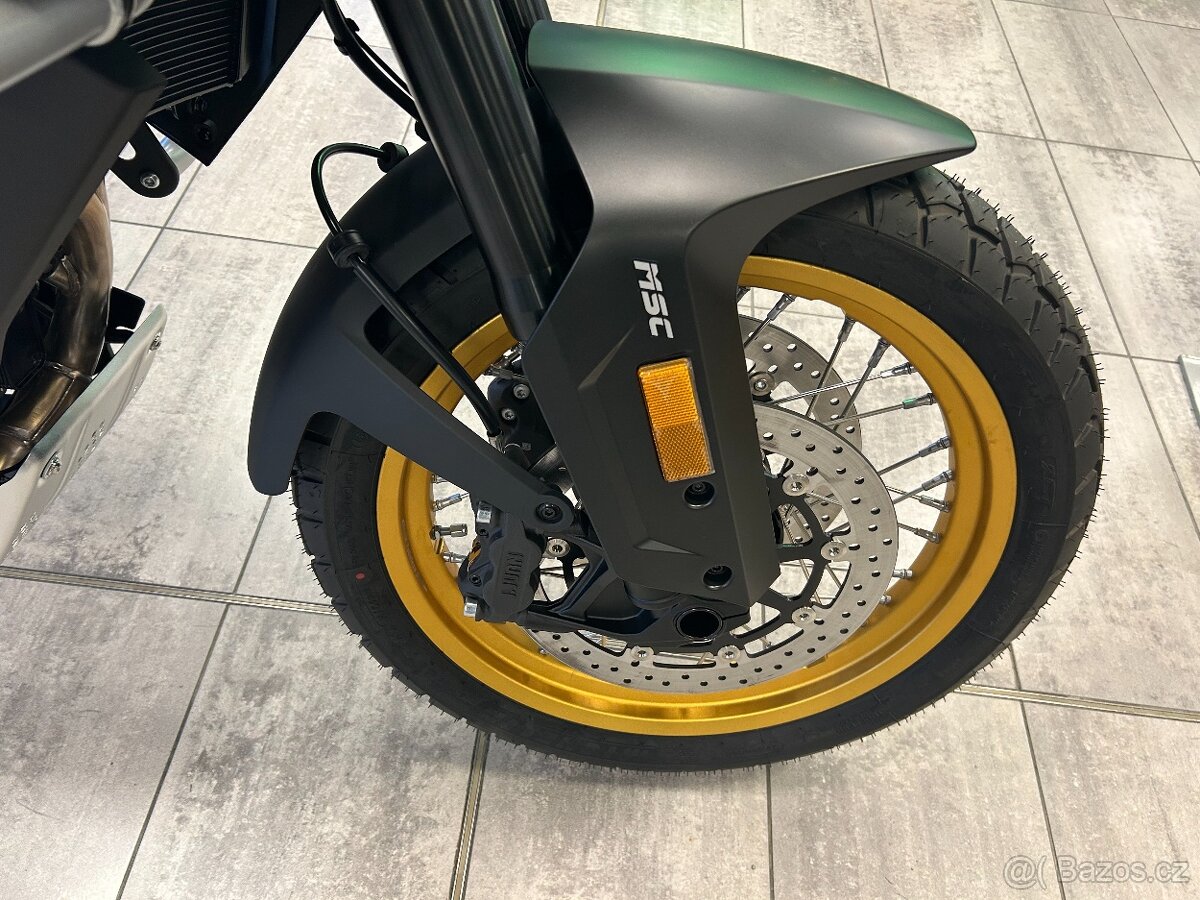 CF Moto MT 800 Explore 2026 - 10