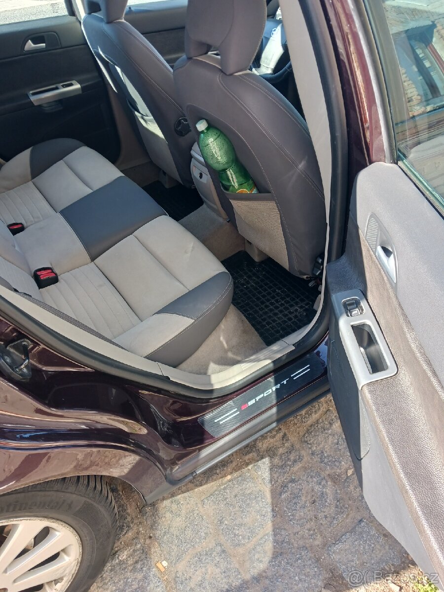 Volvo v50 - 10