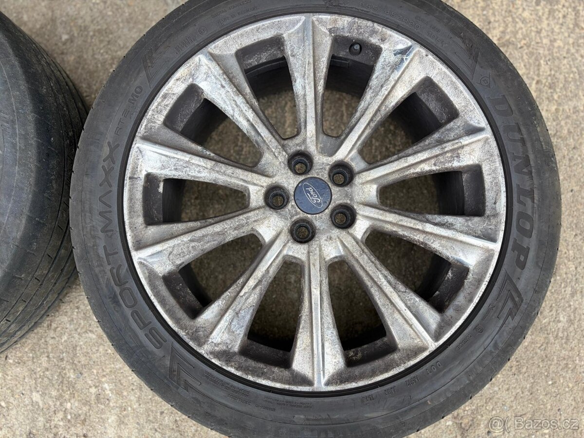 Kola Ford Edge 255/45R20 - 10