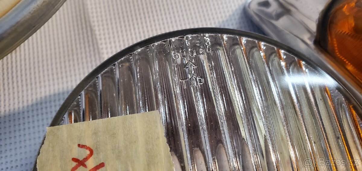 VAZ 2102 kombi (ŽIGUL) - blatník á 1000,- Kč a další díly. - 10