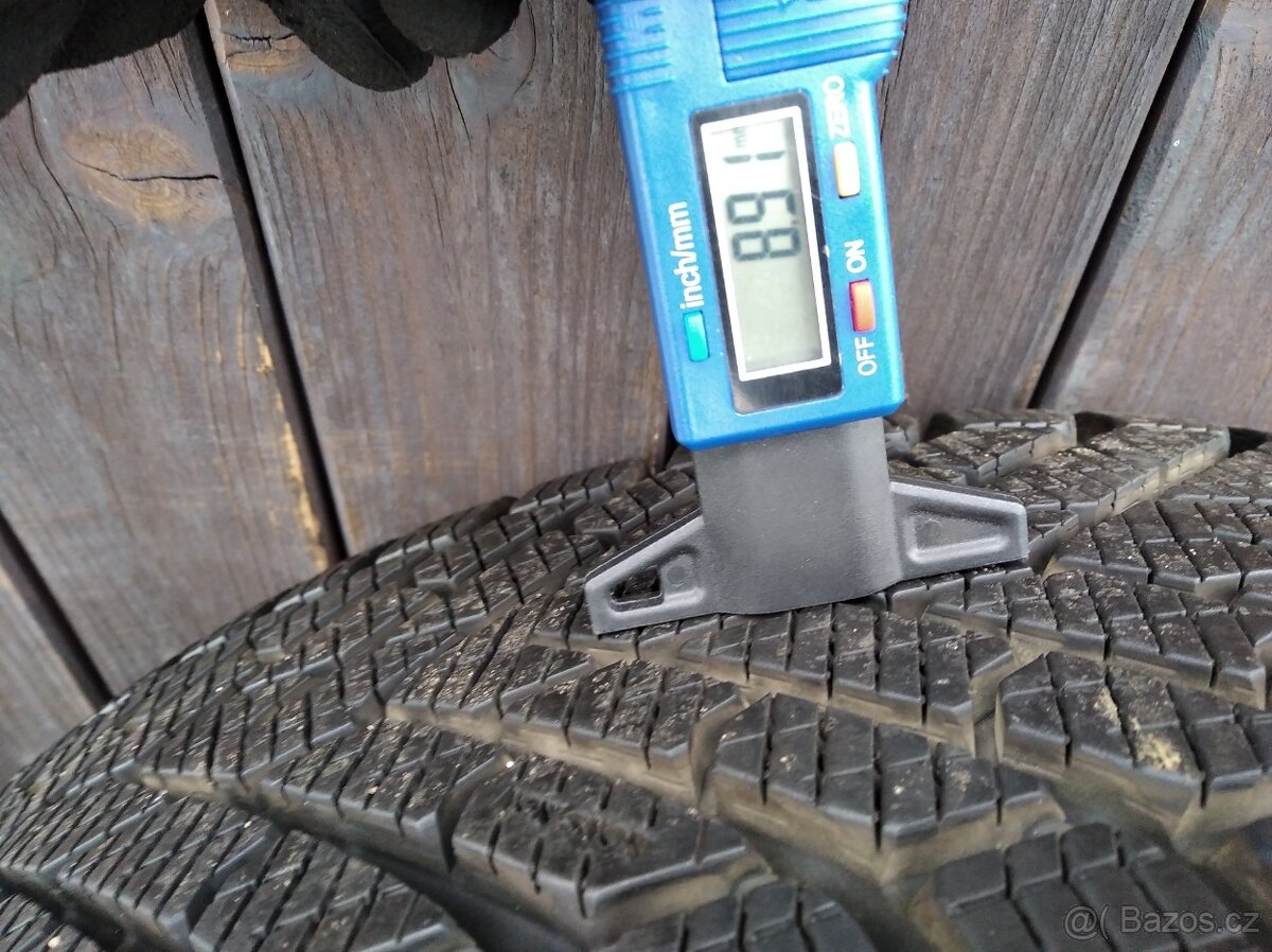 NOVÁ zimní originál alu sada Škoda Karoq 4x4 7Jx17 ET45 - 10