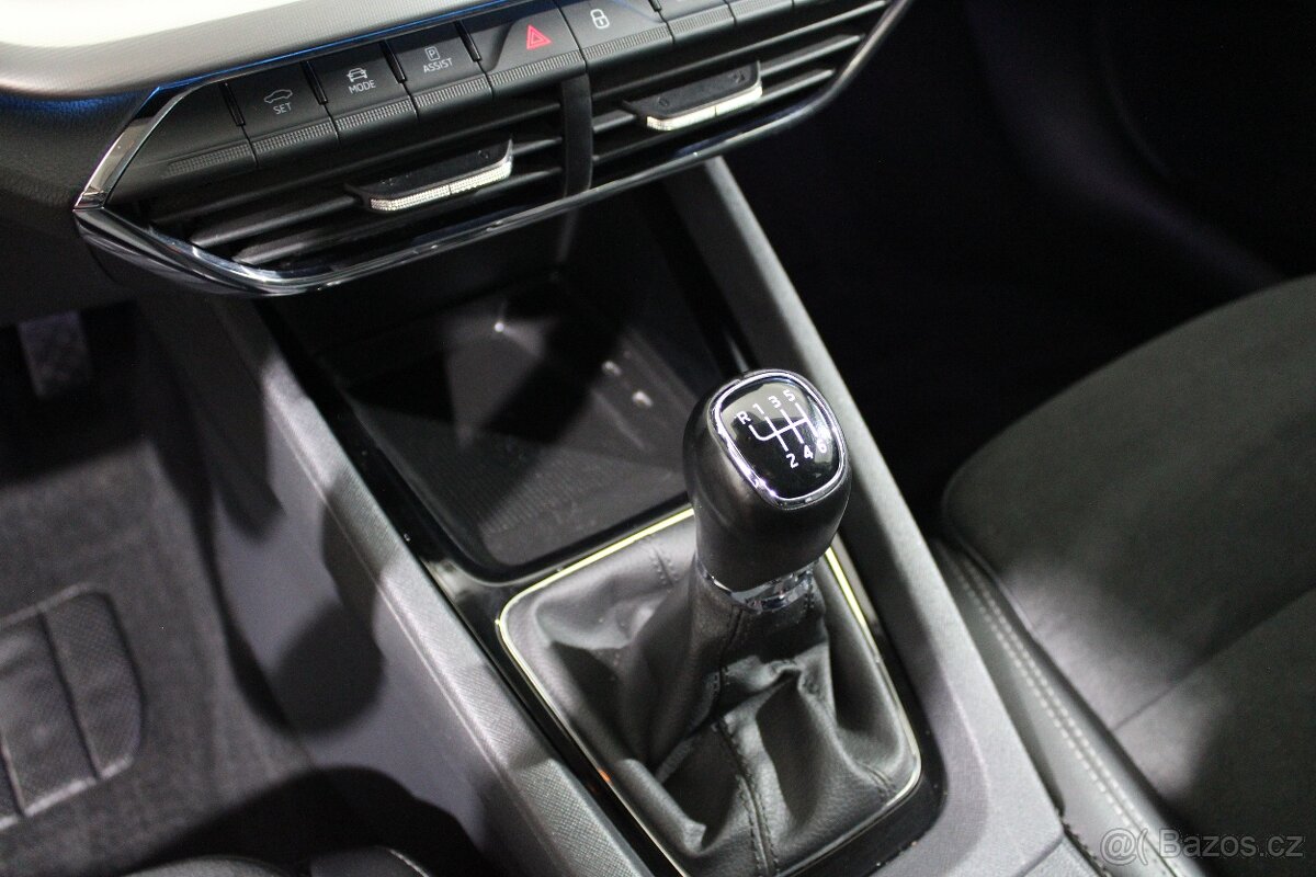 Škoda Octavia IV 1.5TSi 110kW,FirstEdition,ACC,ZÁRUKA - 10